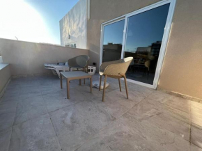 Sweet 1-bedroom penthouse in the heart of it all